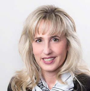 Meet your Posher, Christine